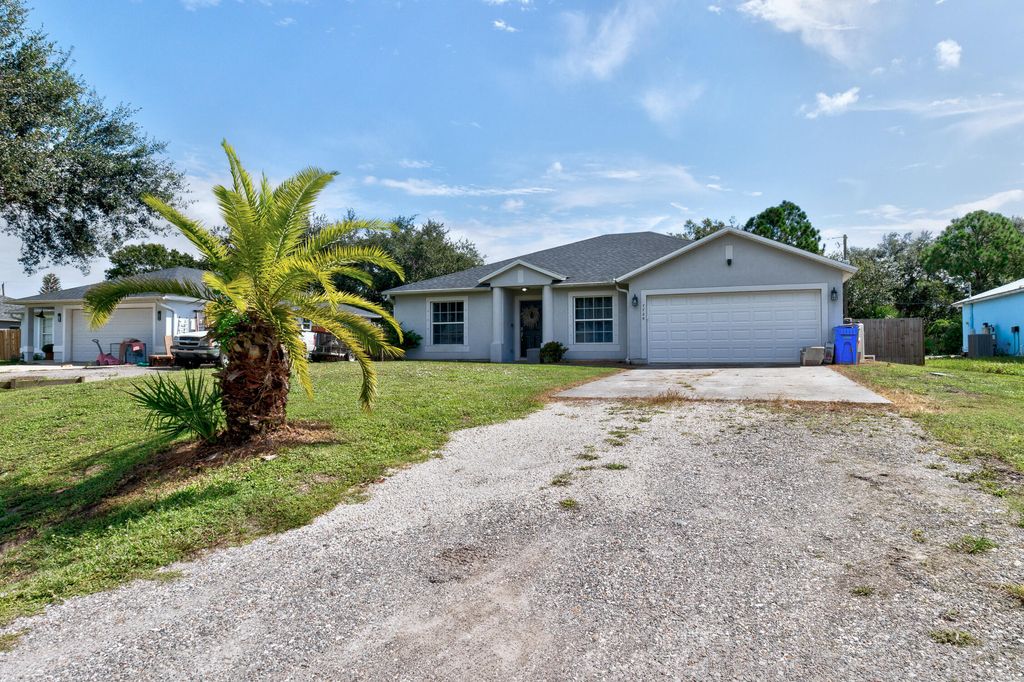 Photo of 7726 102nd Avenue, Vero Beach, FL 32967 (MLS # B26042364)