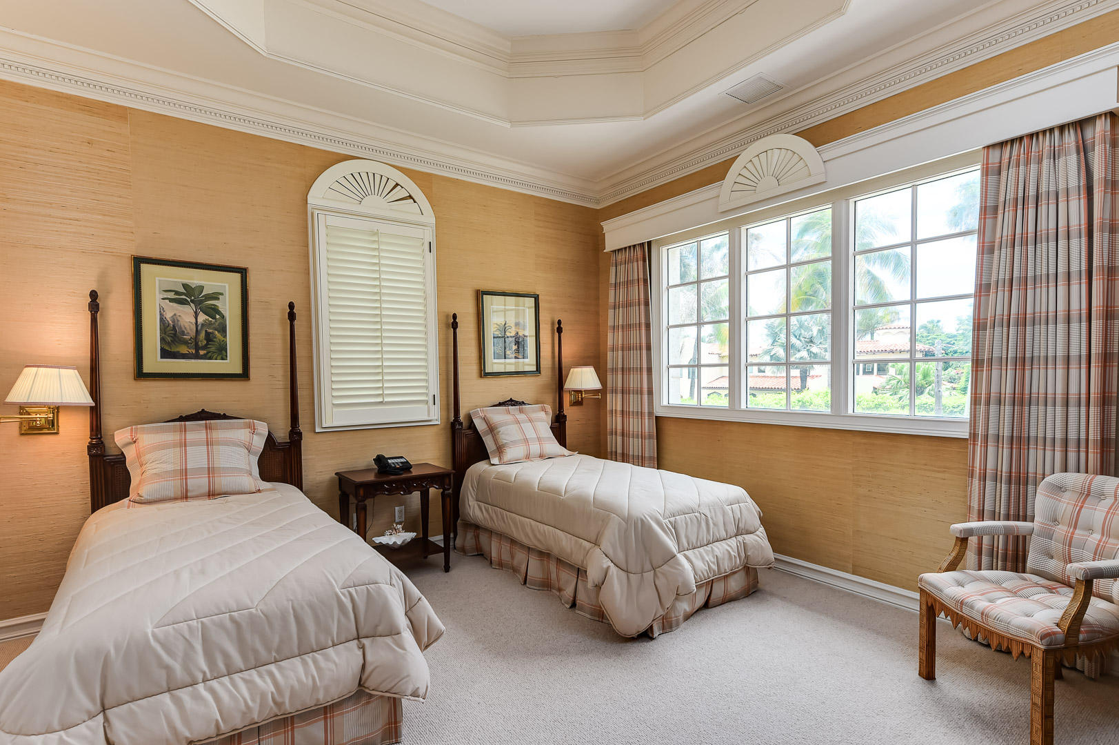 OCEAN PARK H W ROBBINS - Residential