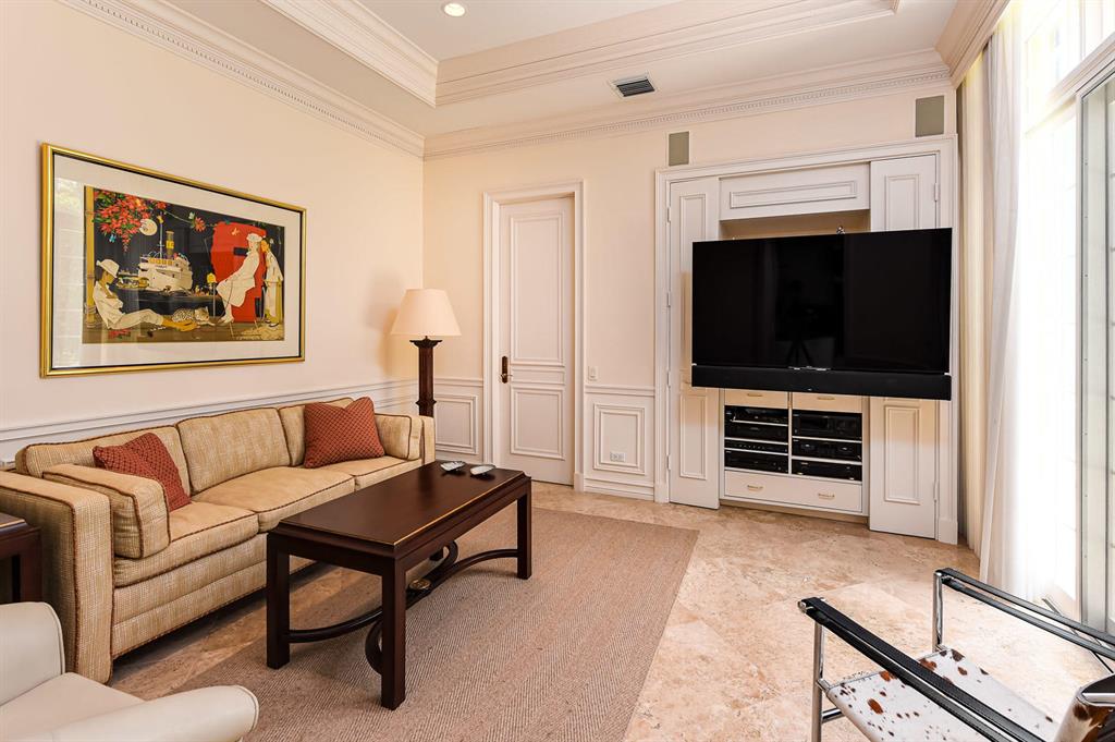 OCEAN PARK H W ROBBINS - Residential