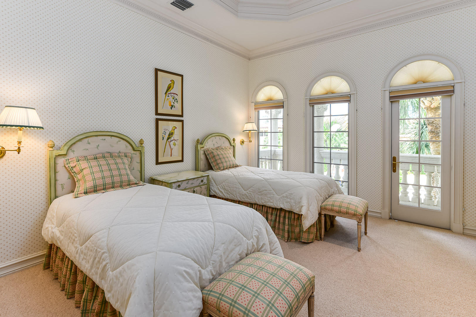 OCEAN PARK H W ROBBINS - Residential