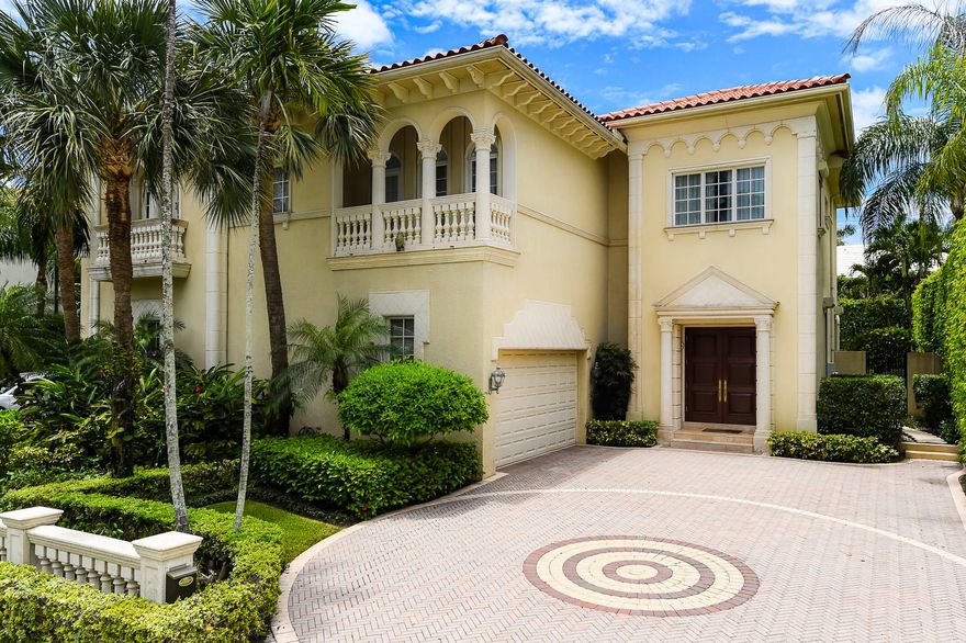 Palm Beach escape. This meticulously maintained 4 bedroom residence features high ceilings and and stunning finishes on two spacious floors. Additionally the property provides a large eat in kitchen, formal dining room, gracious living rooms with 14 foot cove ceilings, crown moldings, marble floors, a luxurious master suite with two baths, custom wood home office, private elevator, open gourmet kitchen, private heated pool with tropical landscaping, 2 car a/c, garage. Location allows the owner to walk to many restaurants, shops, markets, church/synagogues, as well as convenient access to the beach and lake trail.