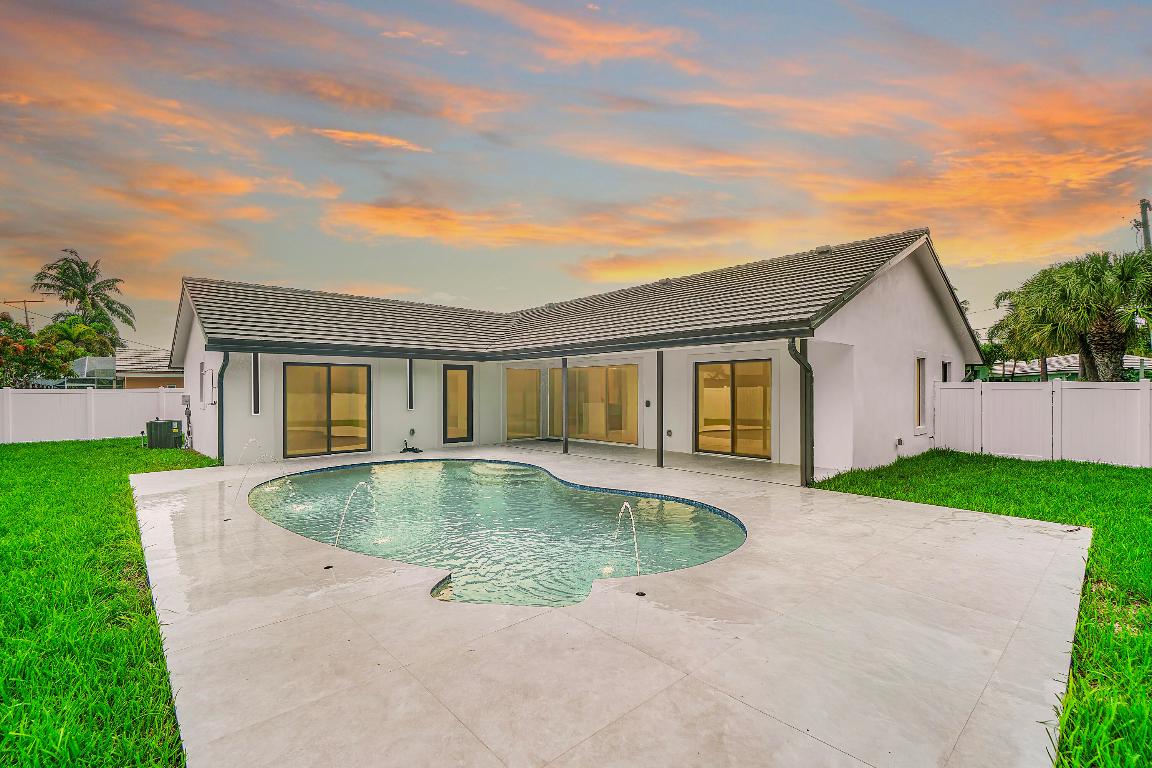 PALM BEACH ISLES PL 1 IN - Residential