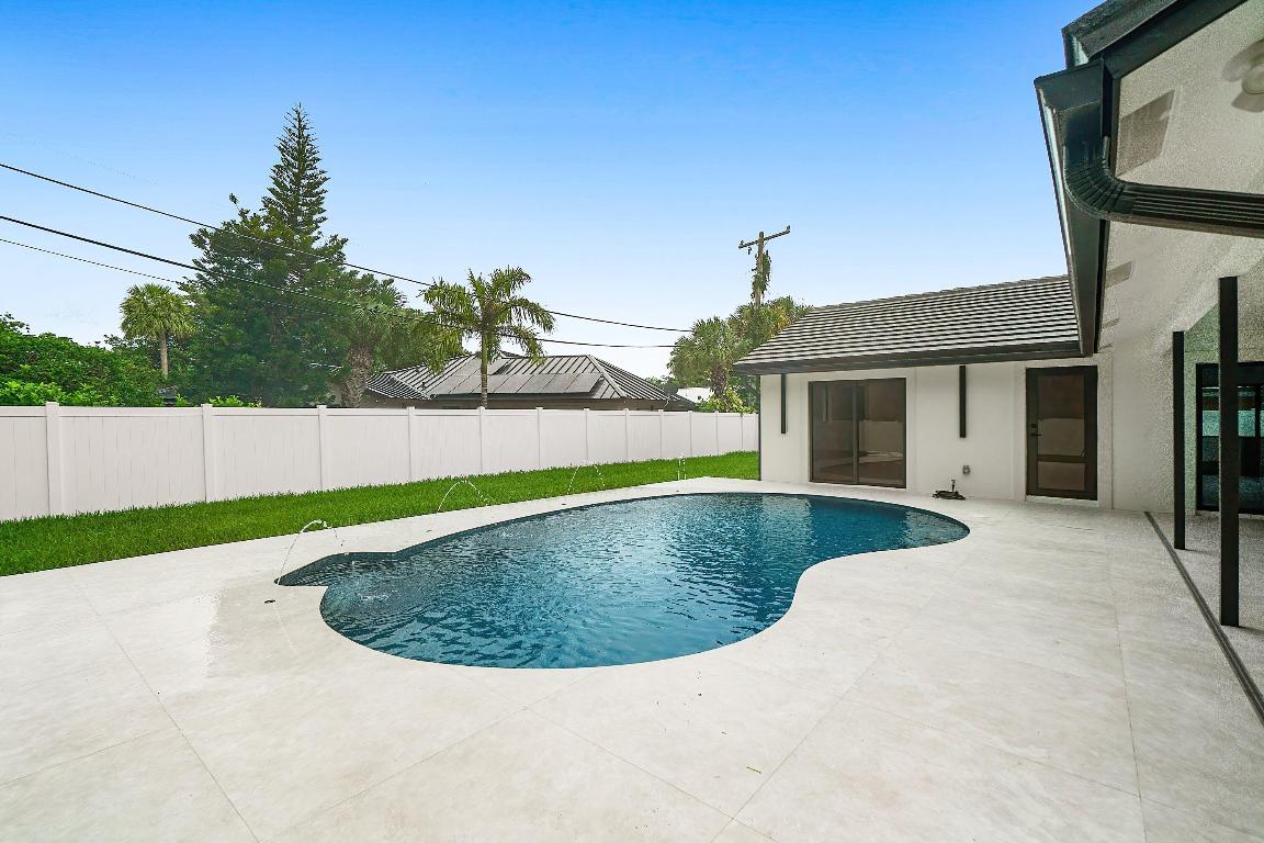 PALM BEACH ISLES PL 1 IN - Residential