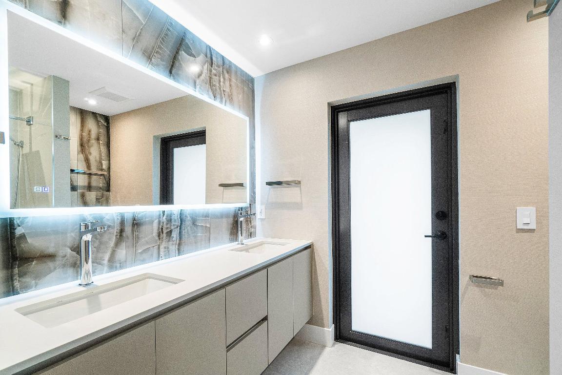 PALM BEACH ISLES PL 1 IN - Residential