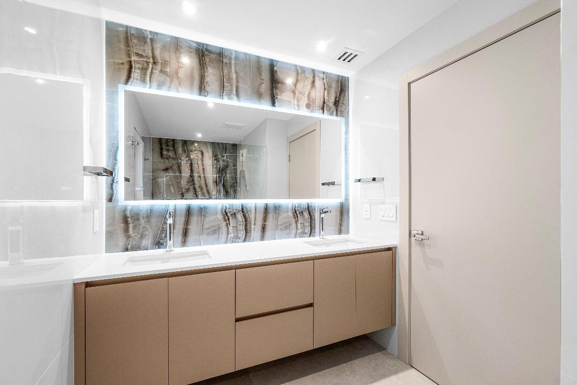 PALM BEACH ISLES PL 1 IN - Residential