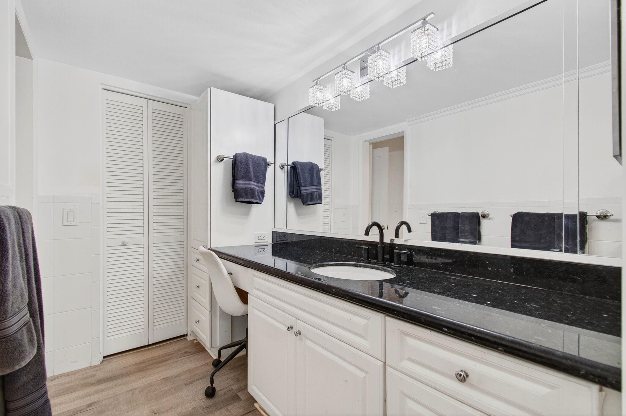 Palm Royal - Residential
