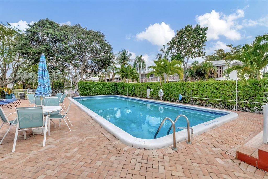 Palm Royal - Residential