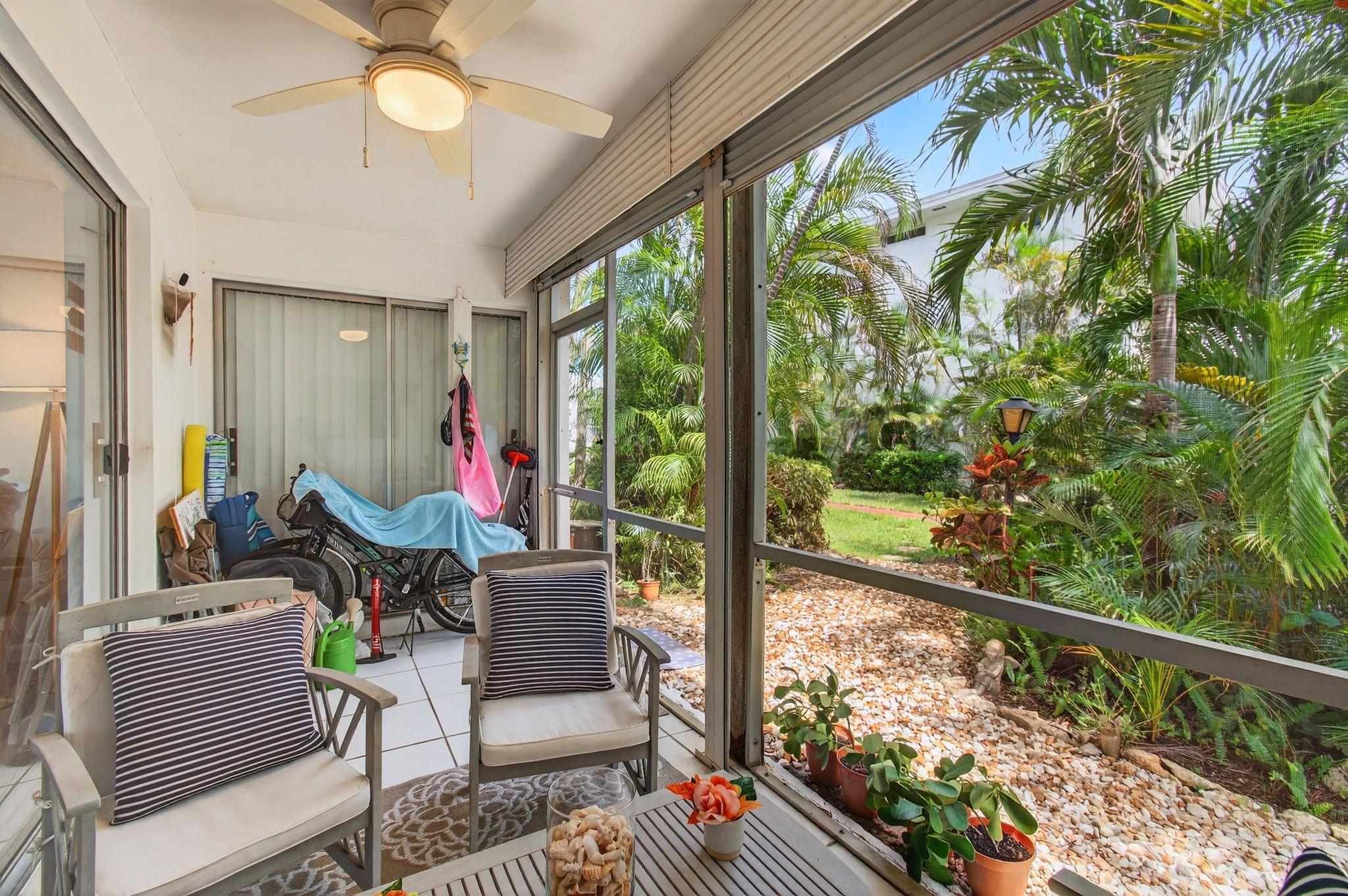 Palm Royal - Residential