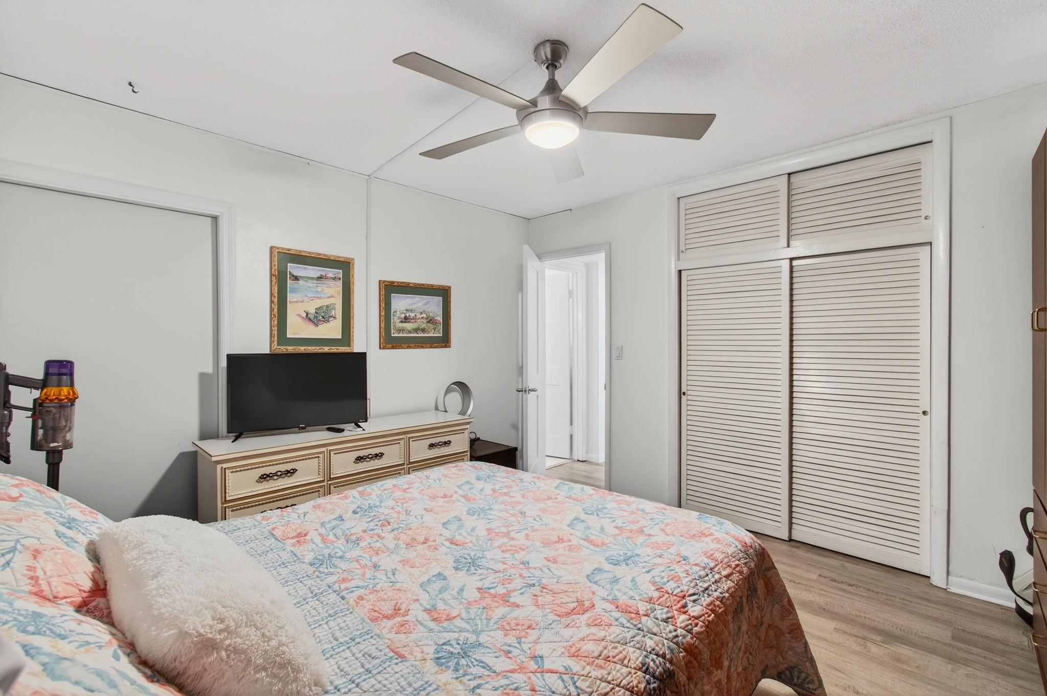 Palm Royal - Residential