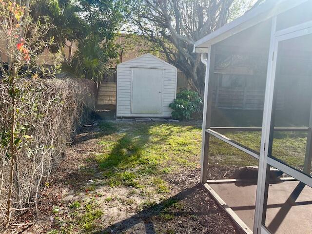 PALM BEACH VILLAS - Residential