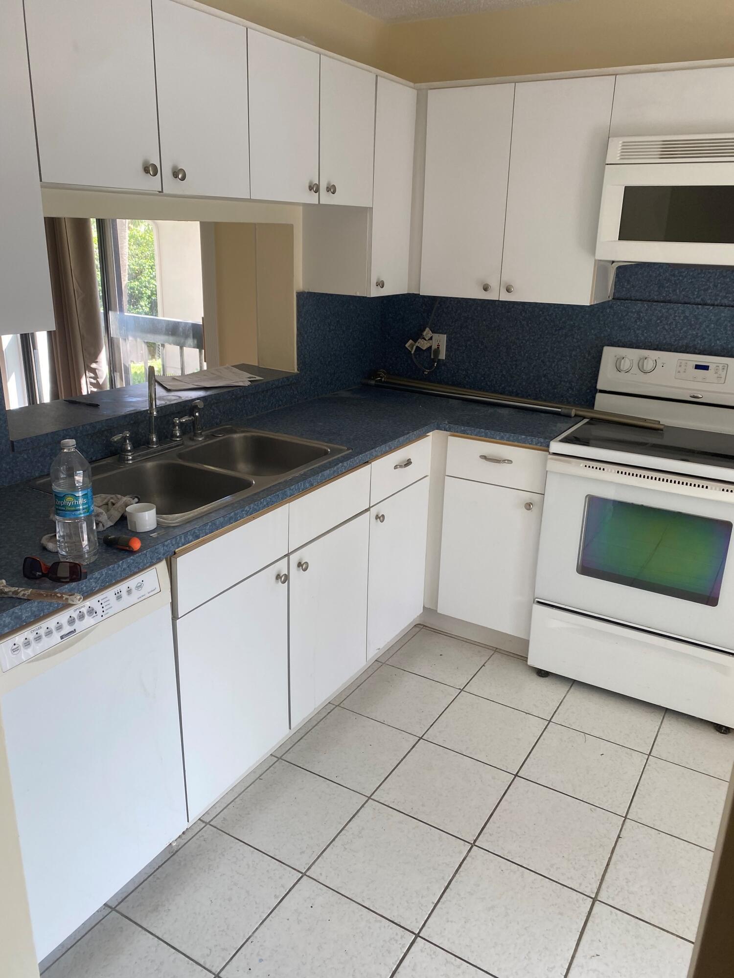 SAN REMO GOLF & TENNIS CLUB CONDO - Residential Lease