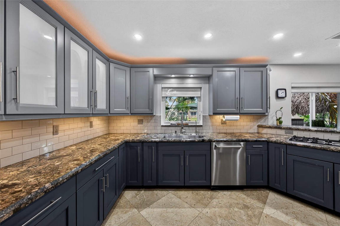 Tropical Gardens Amd - Residential