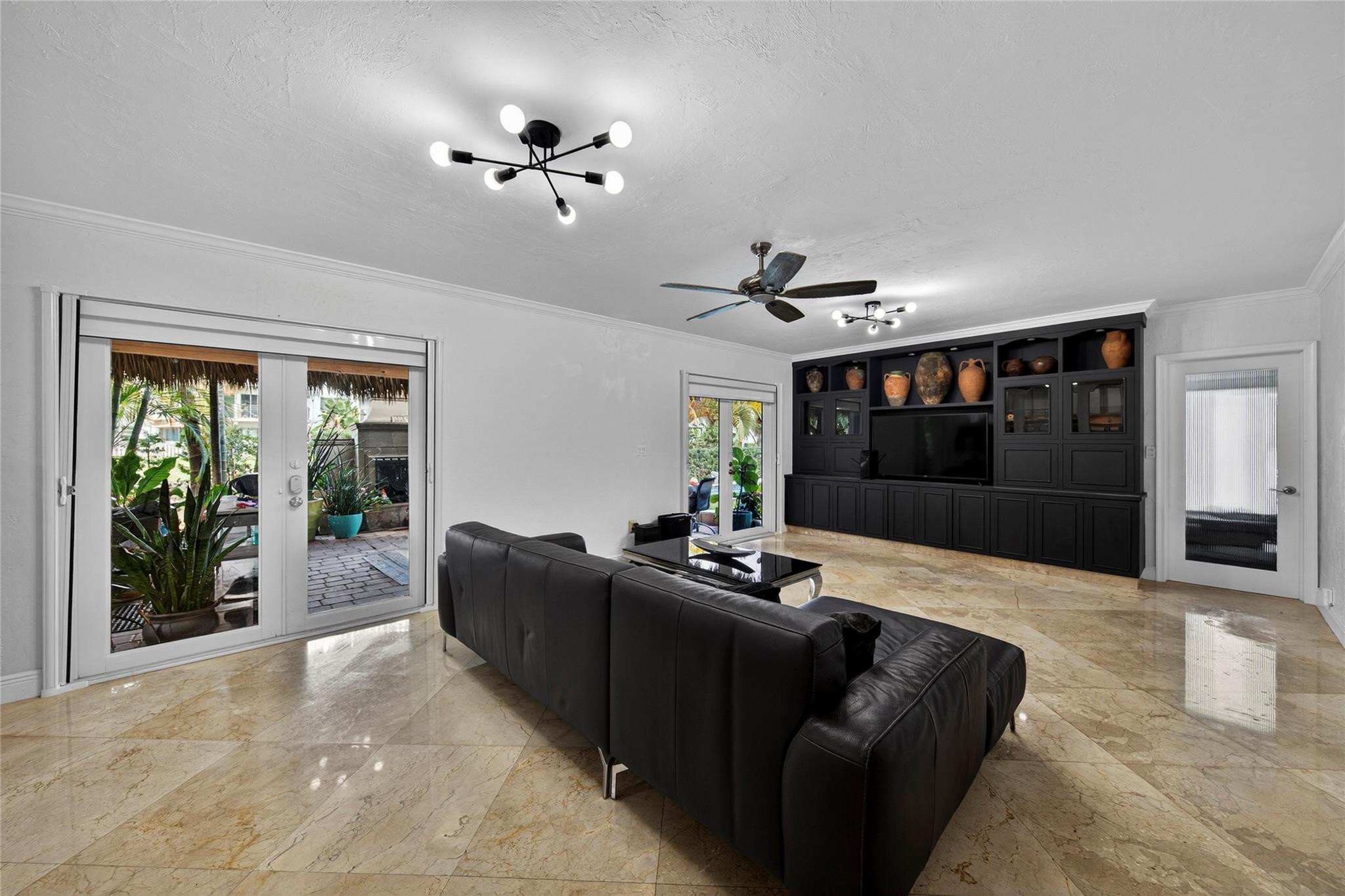Tropical Gardens Amd - Residential
