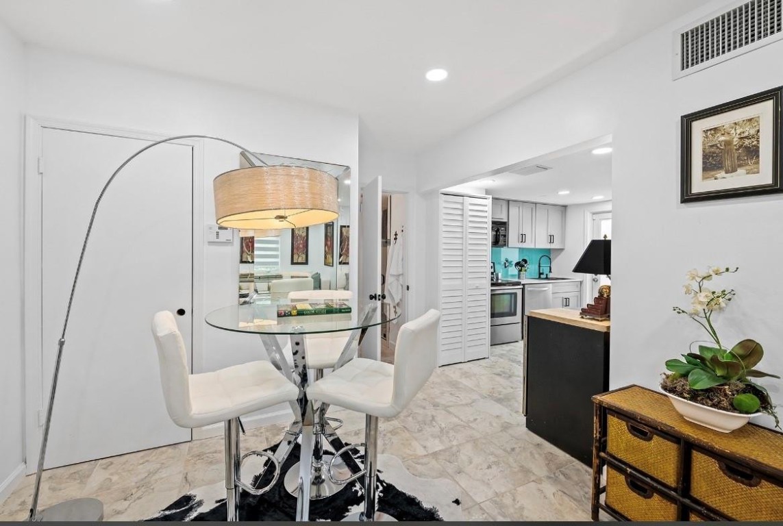 Tropical Gardens Amd - Residential