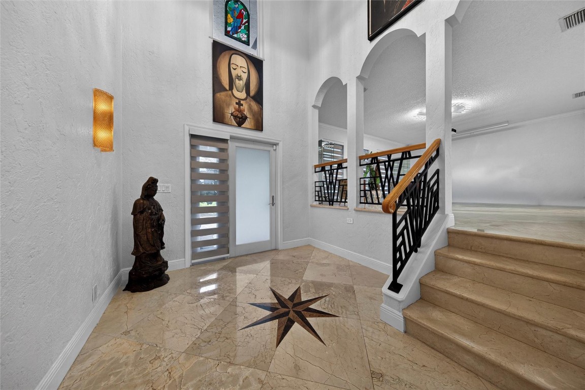 629 Kensington Place