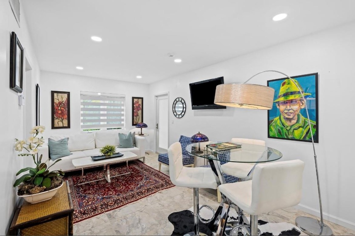 Tropical Gardens Amd - Residential