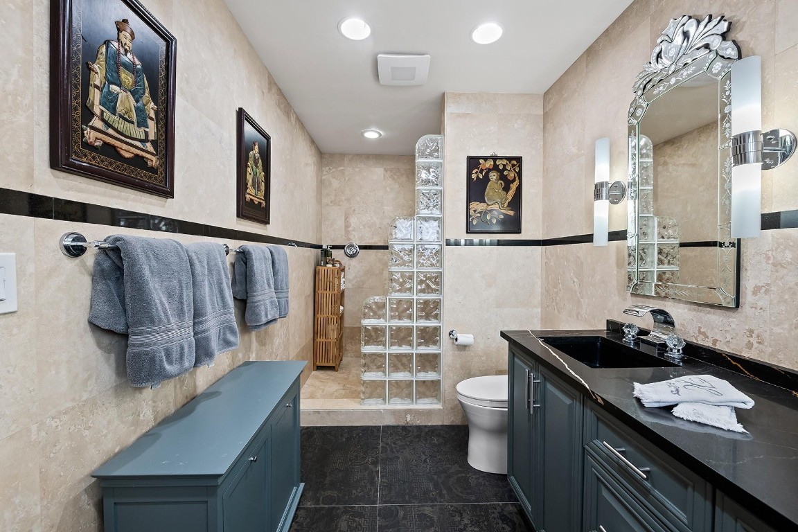 Tropical Gardens Amd - Residential