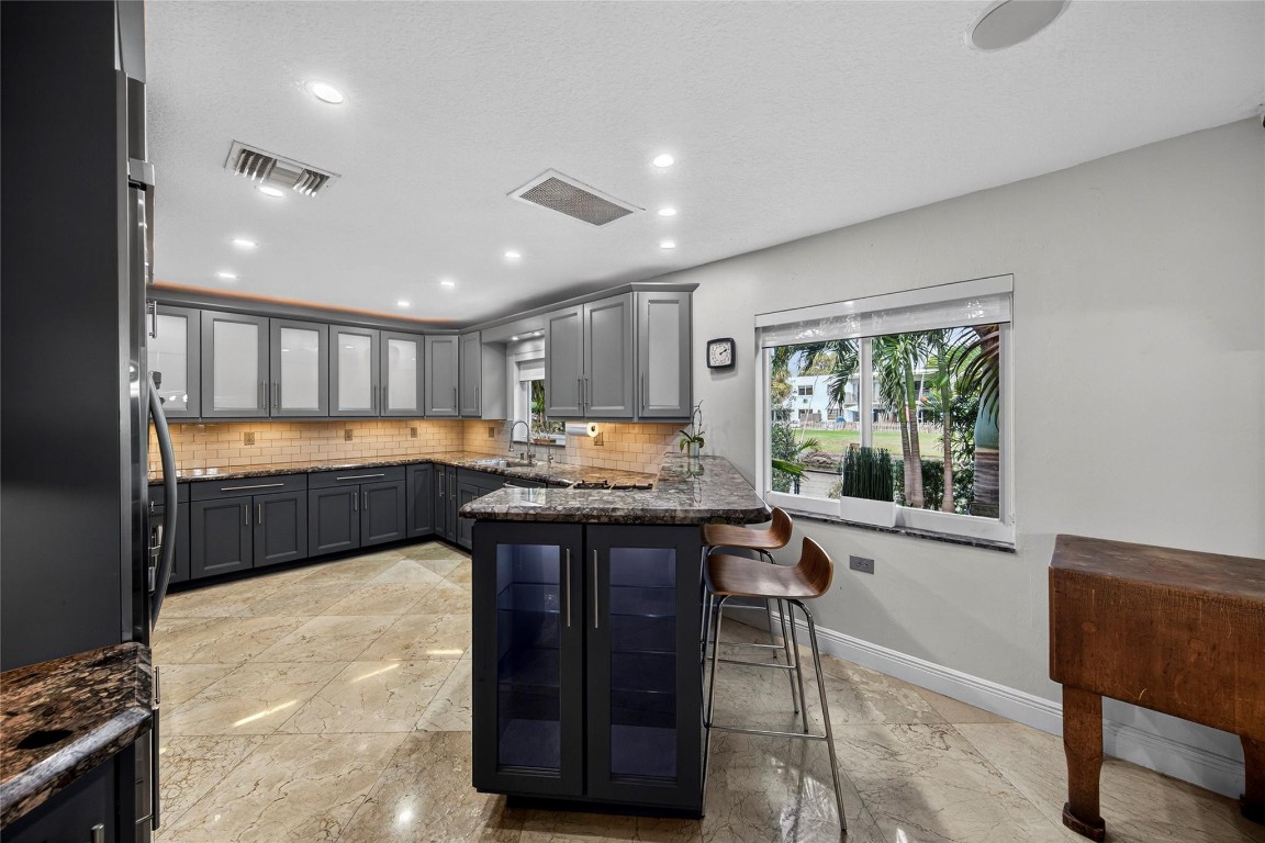 Tropical Gardens Amd - Residential