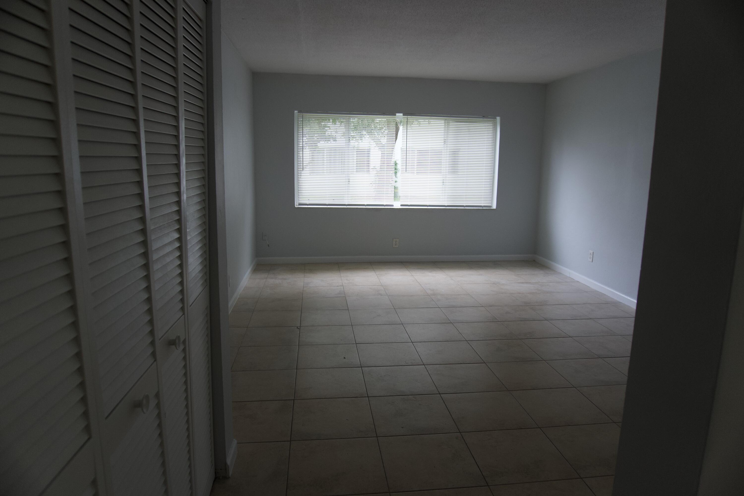 151 SE 6th Avenue 3