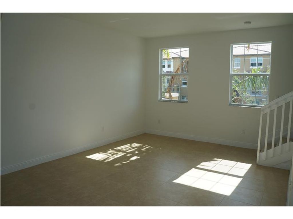 Photo of 1009 SW 147th Avenue, Pembroke Pines, FL 33027 (MLS # F10466004)