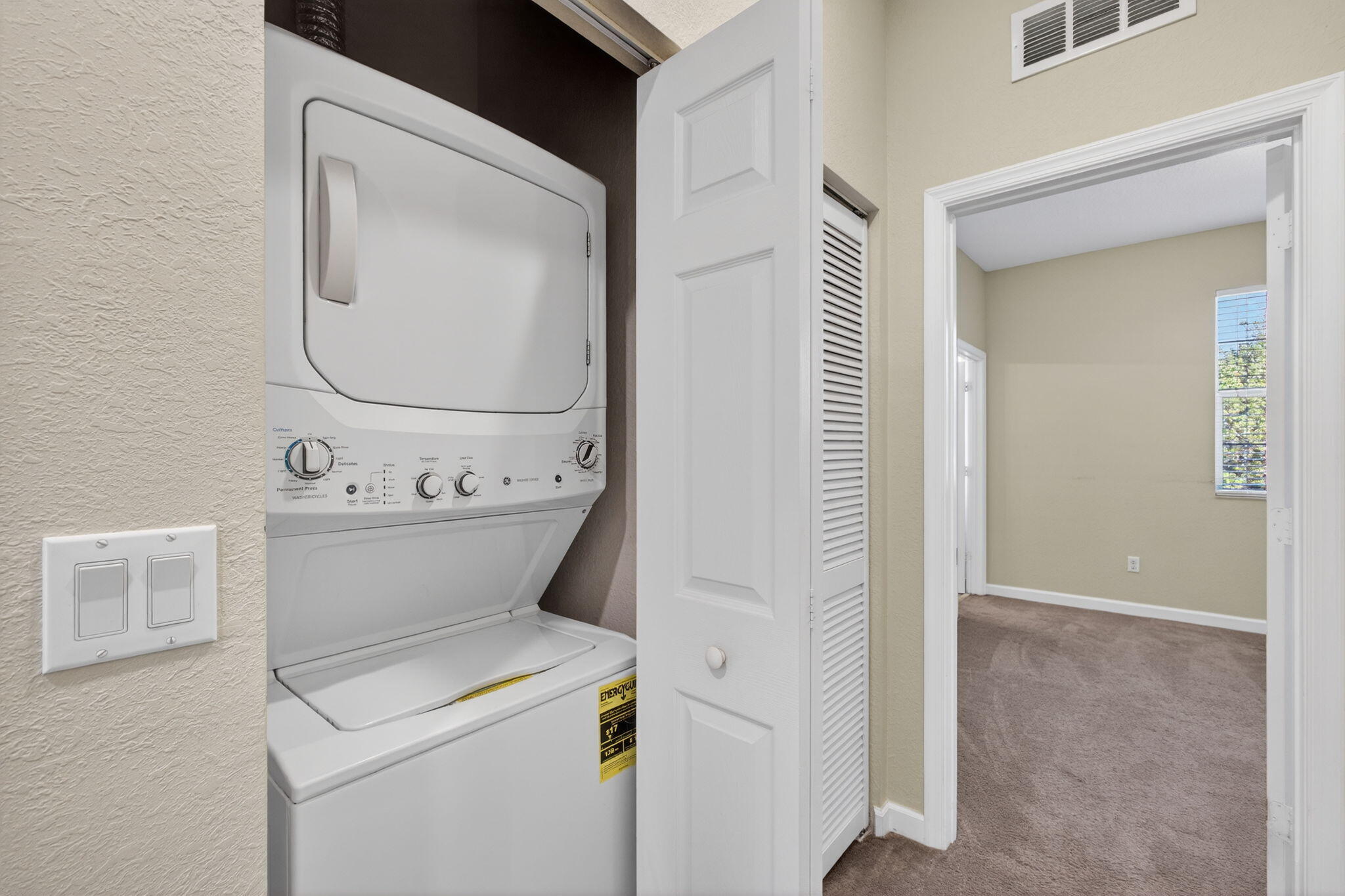 CHARLESTON COMMONS 2 - Residential