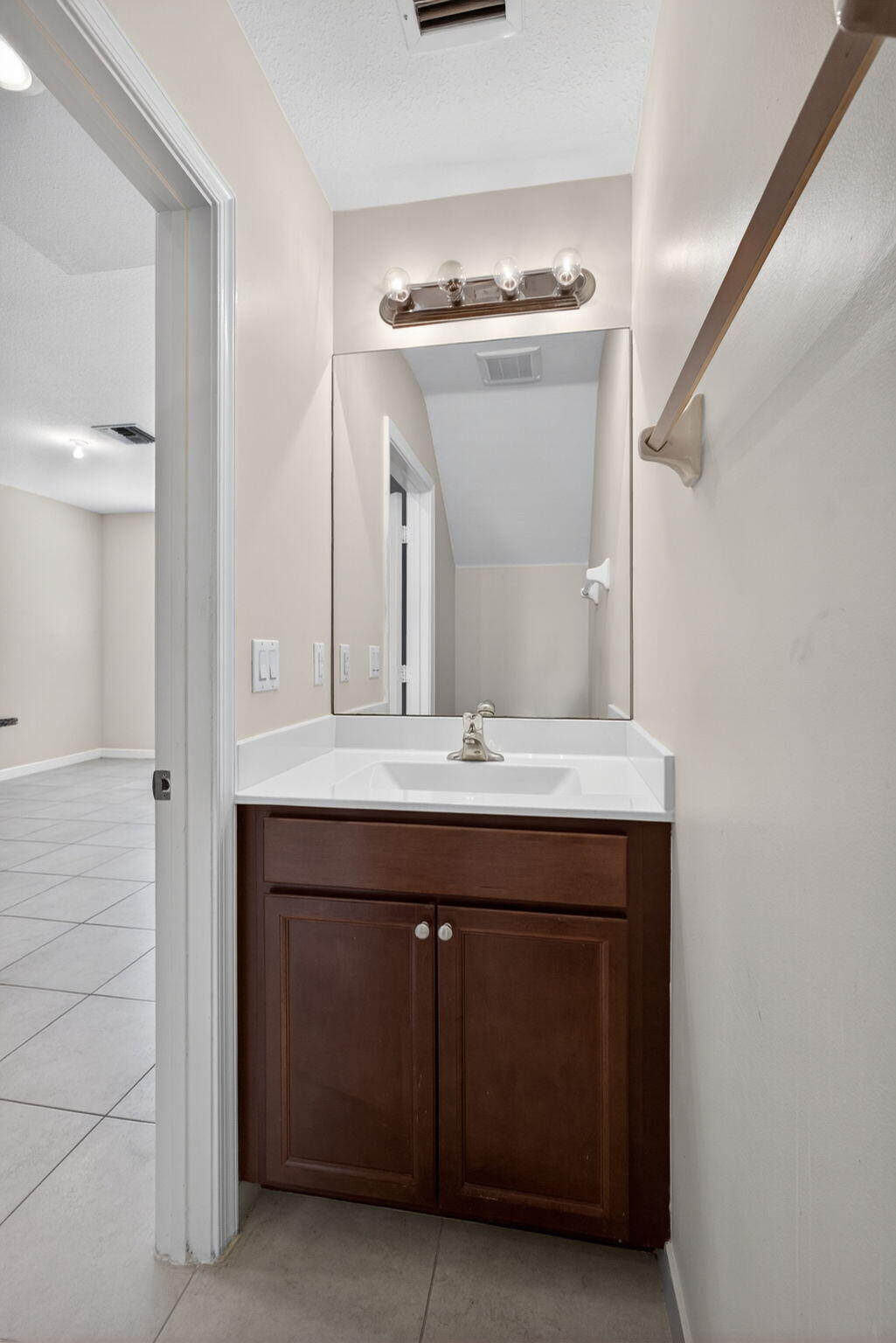 CHARLESTON COMMONS 2 - Residential