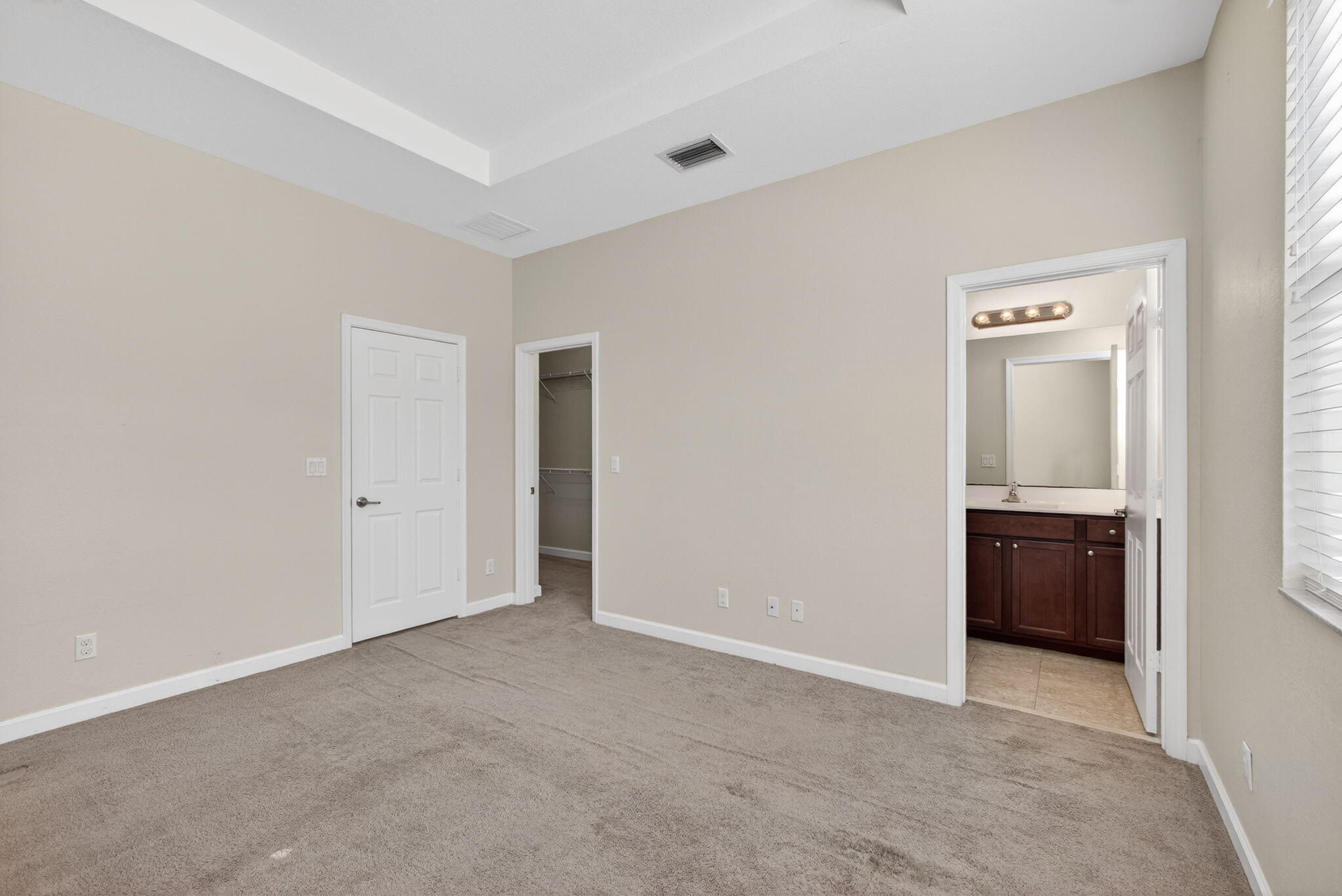 CHARLESTON COMMONS 2 - Residential