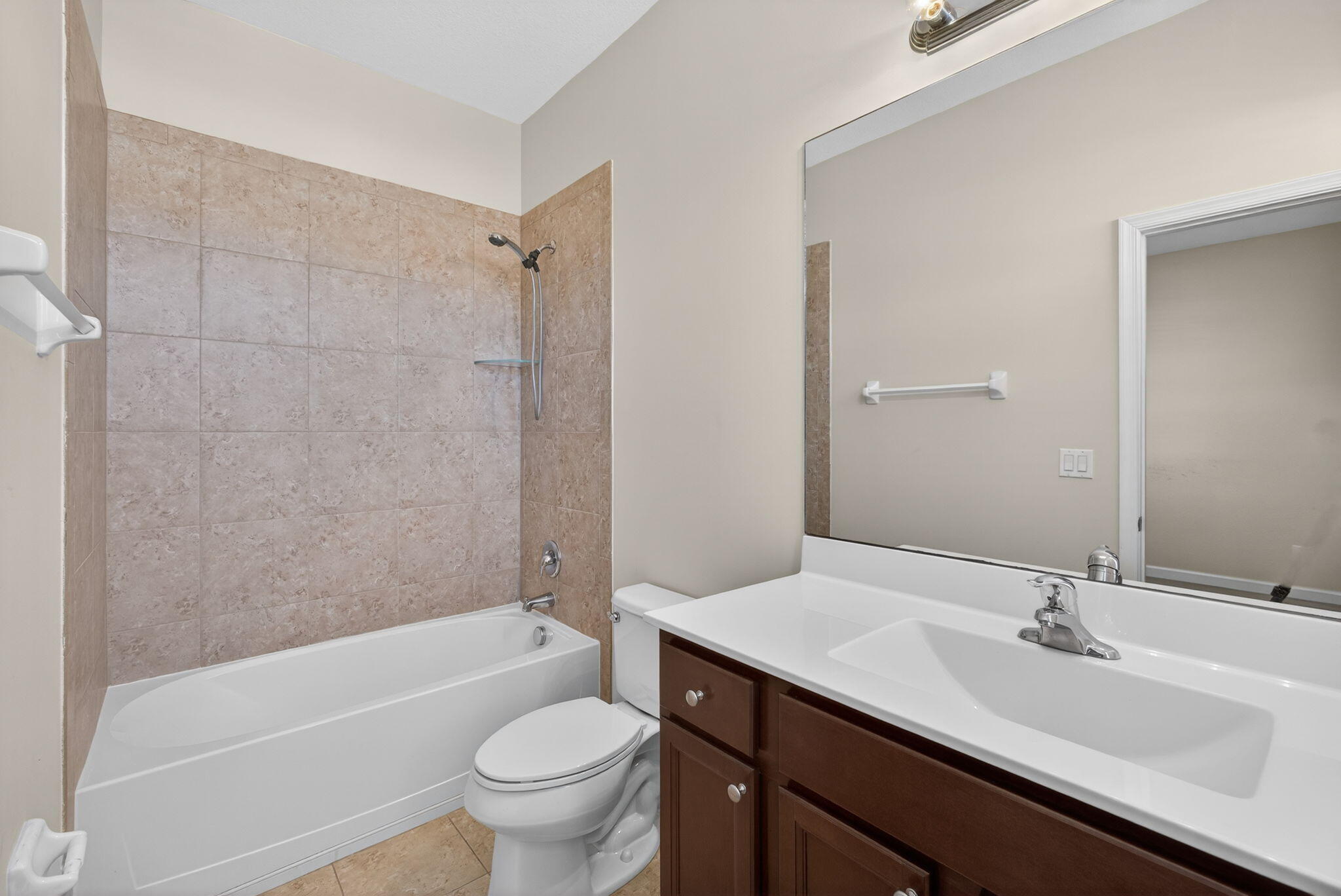 CHARLESTON COMMONS 2 - Residential