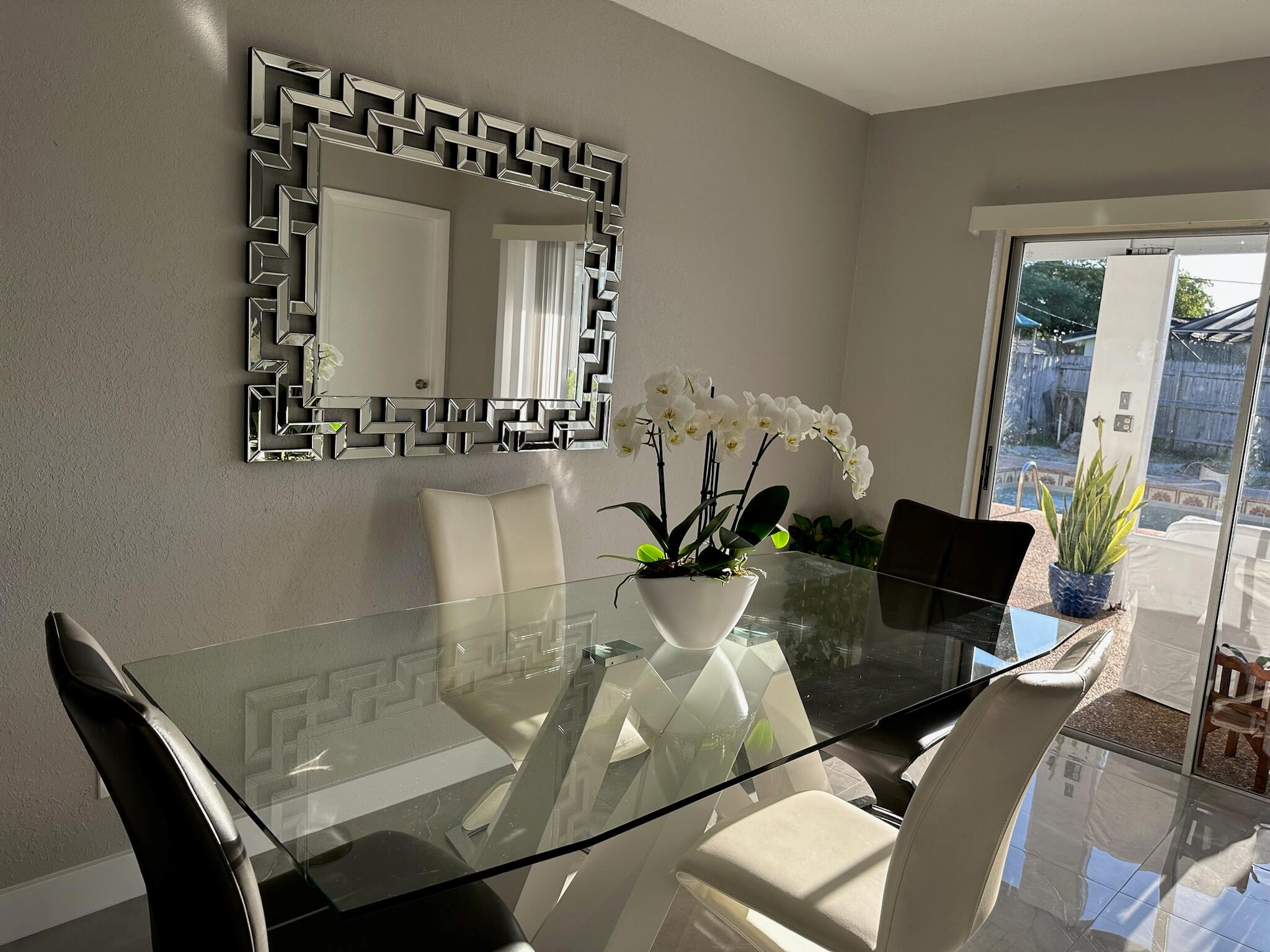 PALM BEACH NATL GOLF AND - Residential Lease