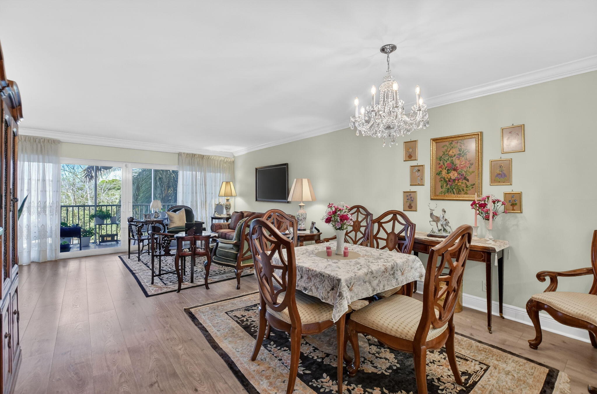 1537 E Hillsboro Boulevard 444