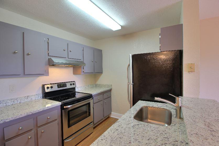 Newly remodeled 2nd floor 1BR/1BA condo in the heart of Boynton Beach. Beautifully updated with stainless steel appliances, granite counter tops, freshly painted with new laminate wood floors and newer washer & dryer. Enjoy the peaceful water view from your screened in patio. The community includes a beautiful pool, tennis courts & fitness center. Minutes from dinning, movies, shopping, grocery & much more.