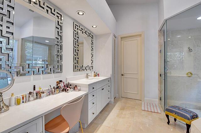 ST ANDREWS COUNTRY CLUB - Residential