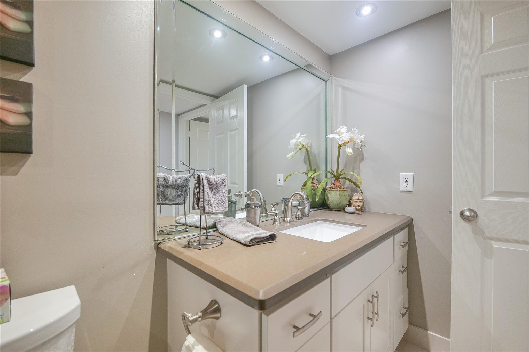 ENVIRON TOWERS - Residential