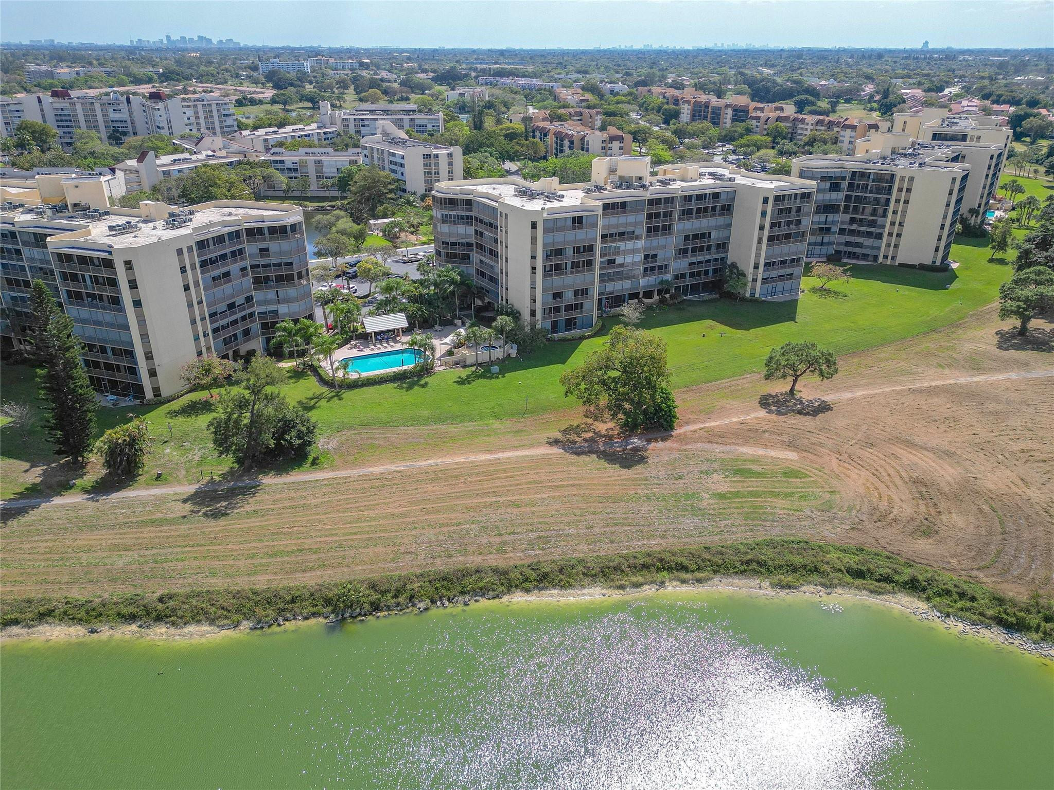 ENVIRON TOWERS - Residential