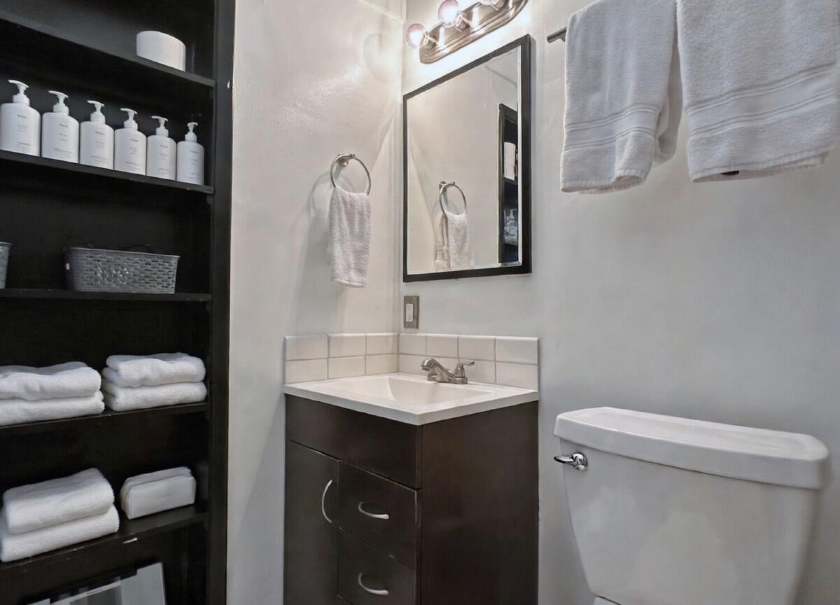 SUNSET MANORS AMEN PLAT - Residential