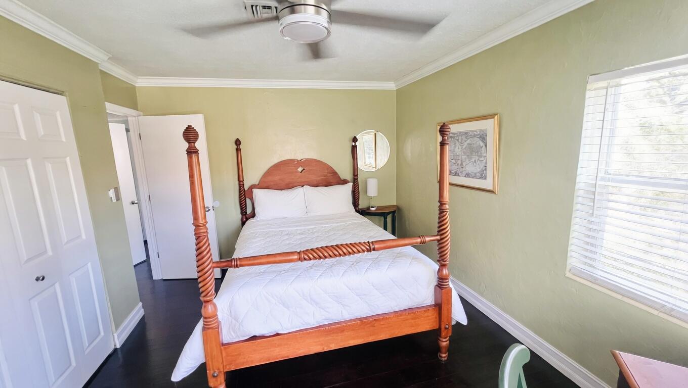 SUNSET MANORS AMEN PLAT - Residential