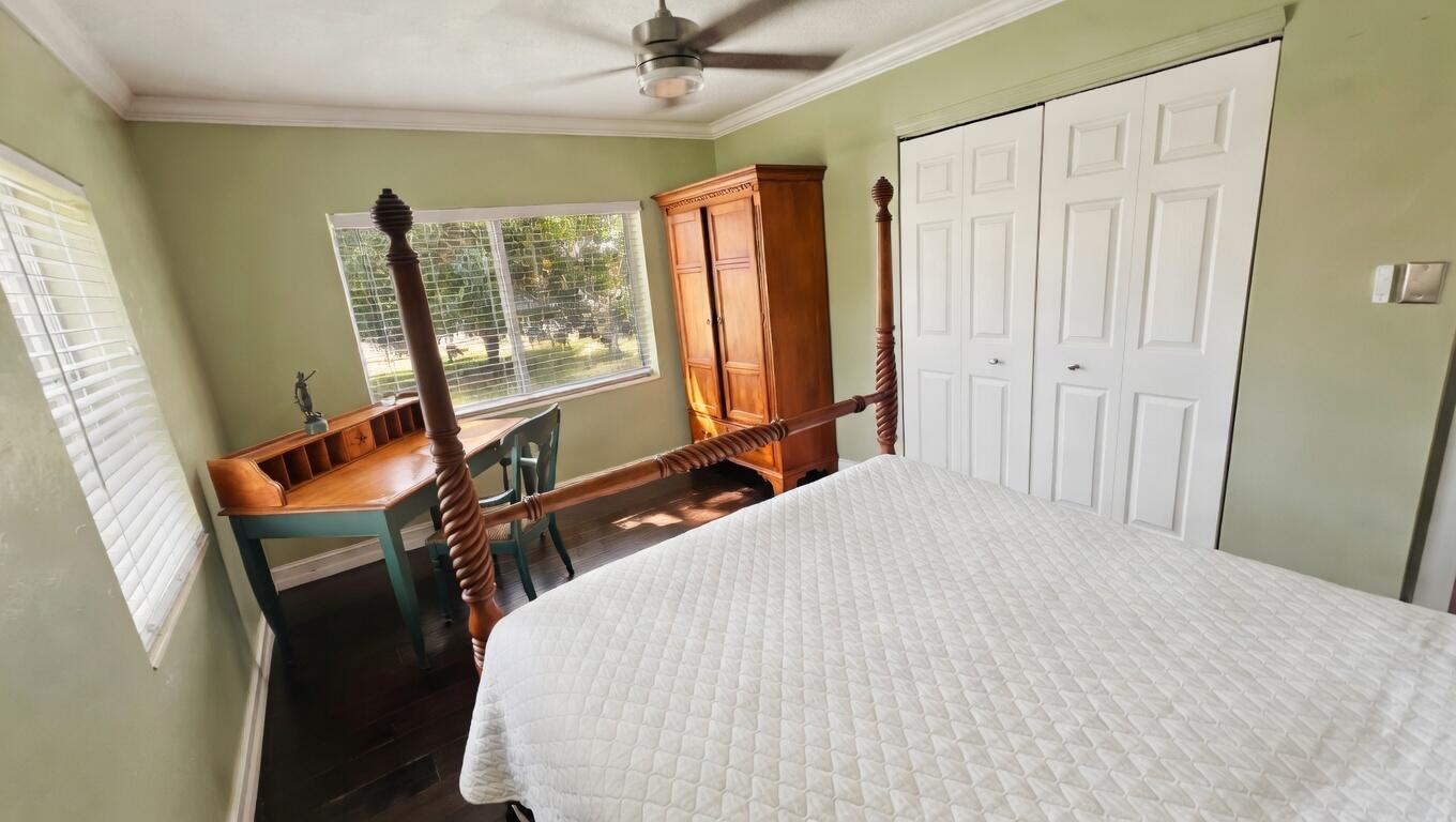 SUNSET MANORS AMEN PLAT - Residential