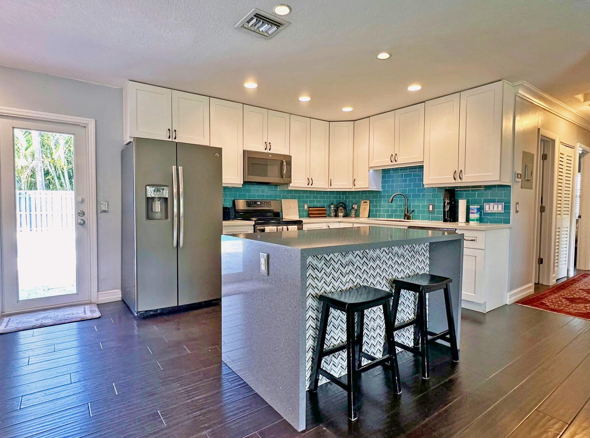 SUNSET MANORS AMEN PLAT - Residential