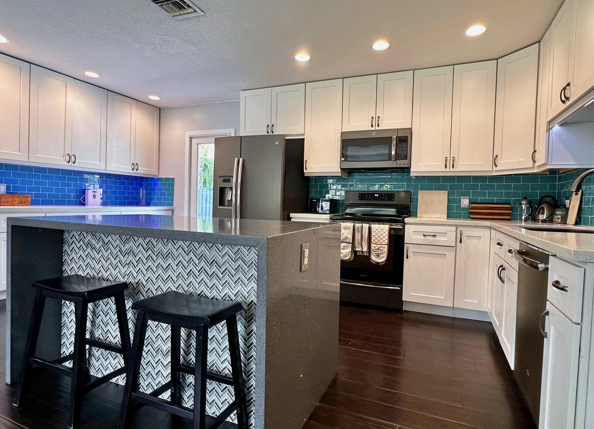 SUNSET MANORS AMEN PLAT - Residential