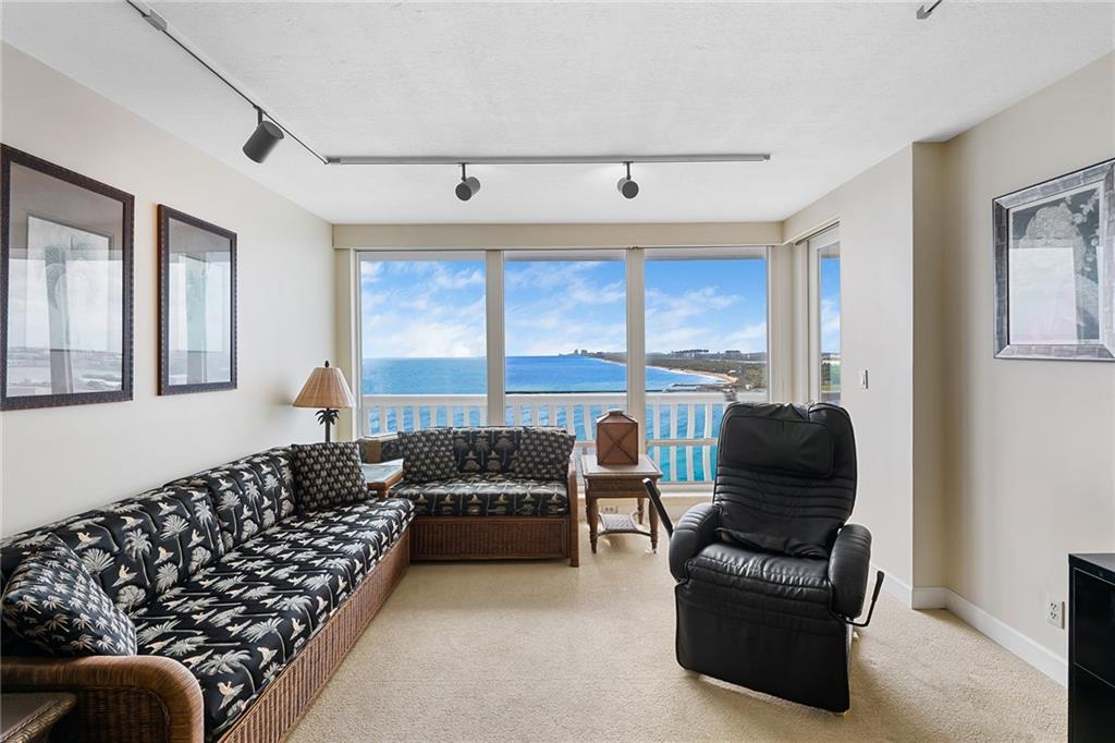 Point of Americas II - Residential