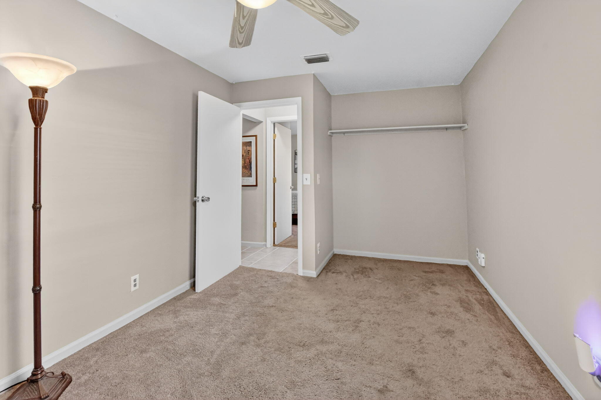 COUNTRY PARK - Residential