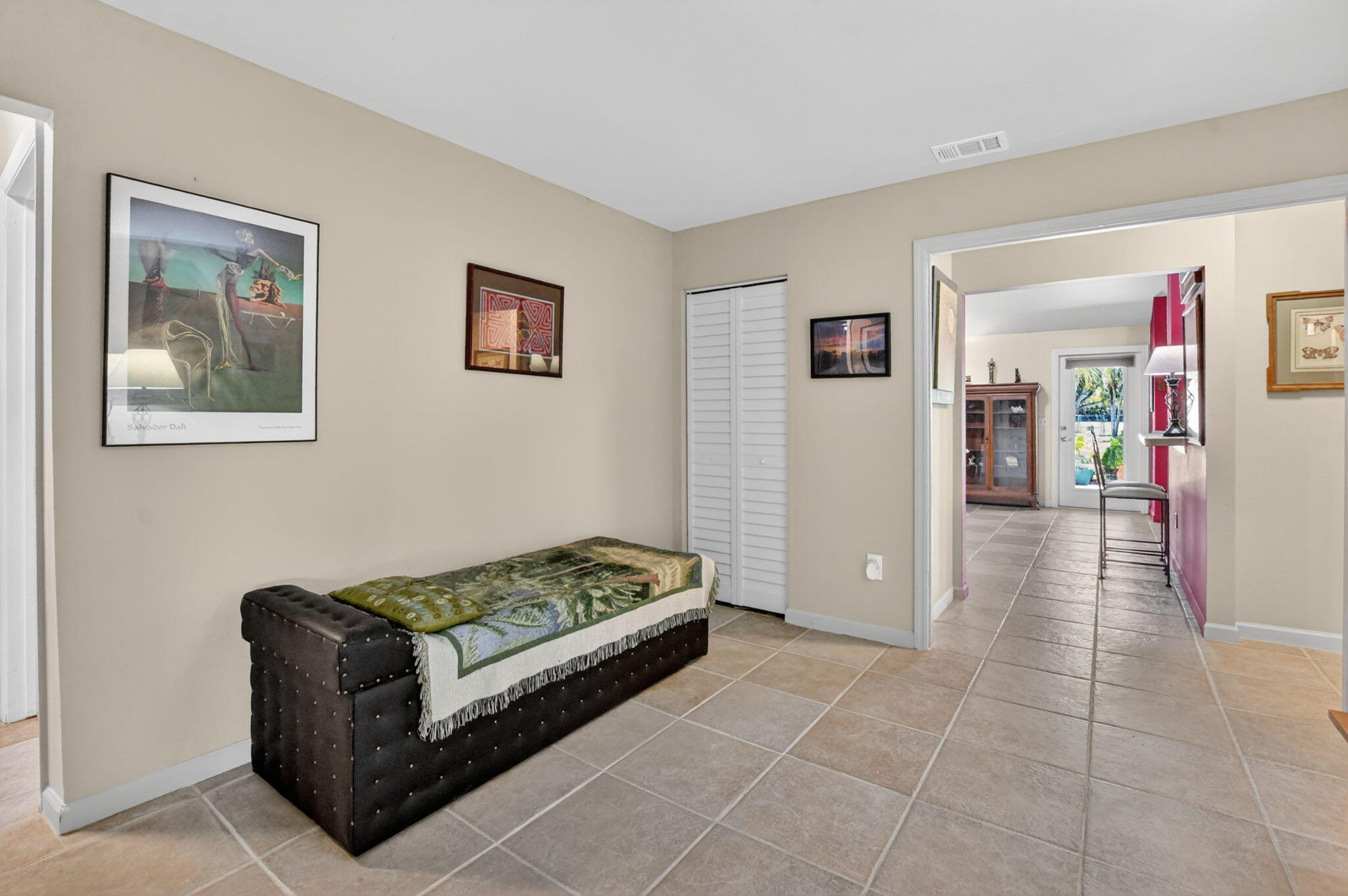 COUNTRY PARK - Residential