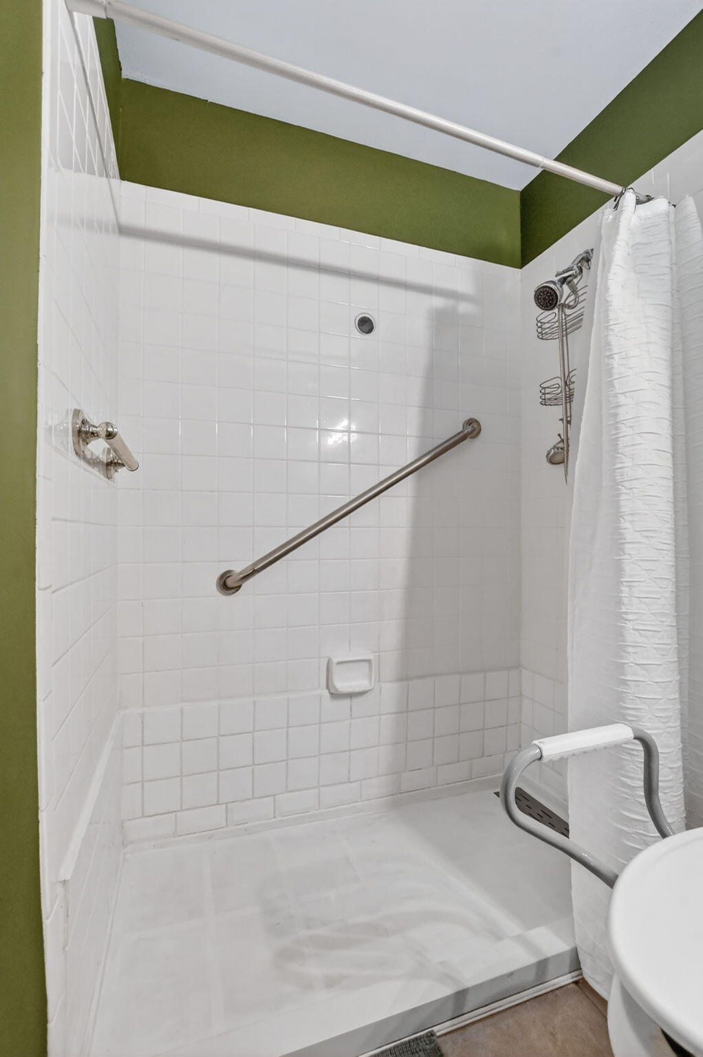 COUNTRY PARK - Residential