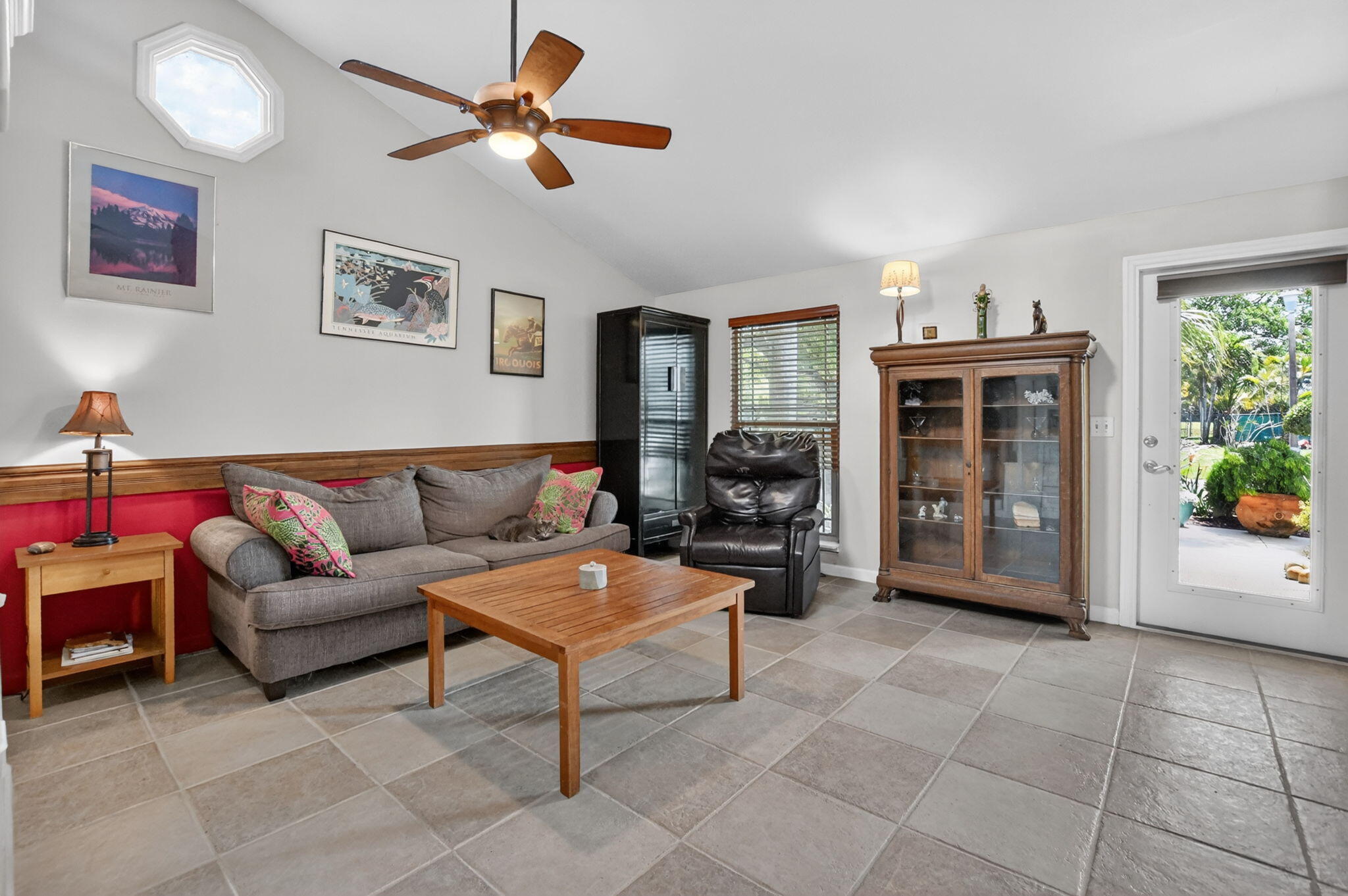 COUNTRY PARK - Residential