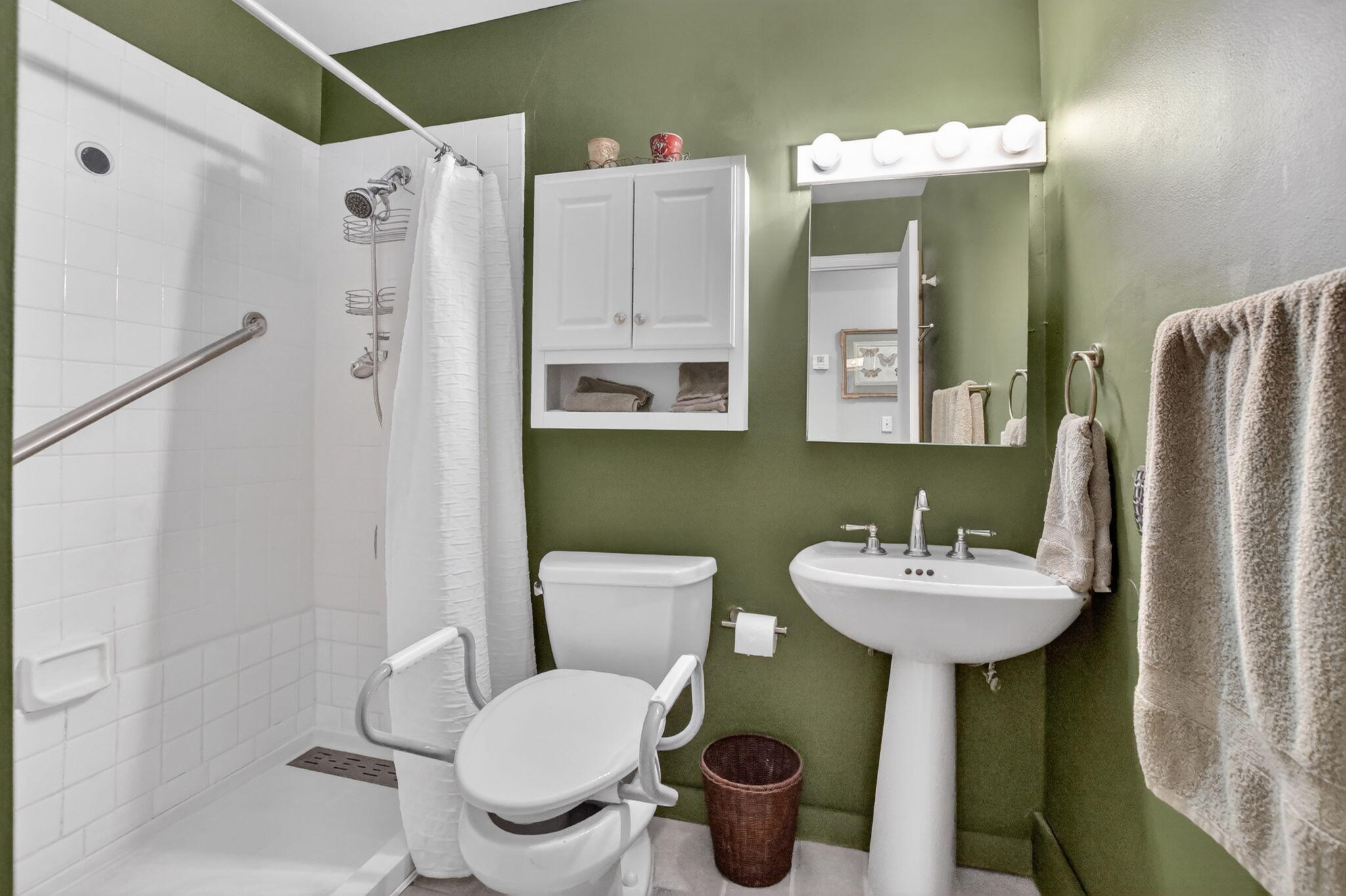 COUNTRY PARK - Residential