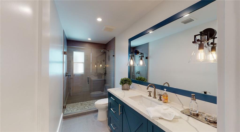 SANTA BARBARA SHORES - Residential