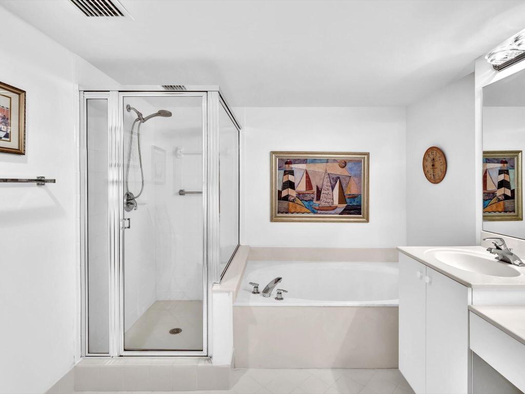 Coral Cove - Residential