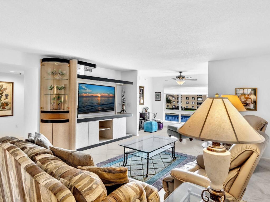 Coral Cove - Residential