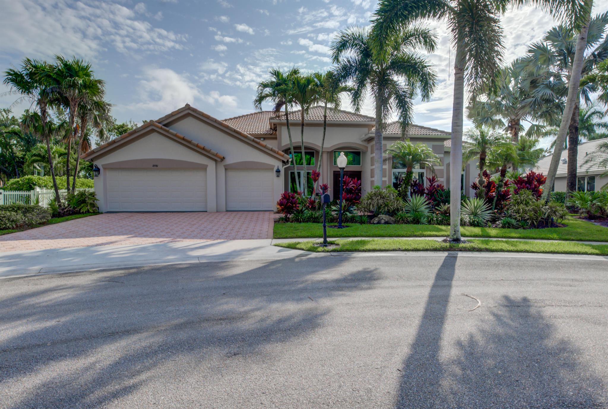 18981 SE Outrigger Lane