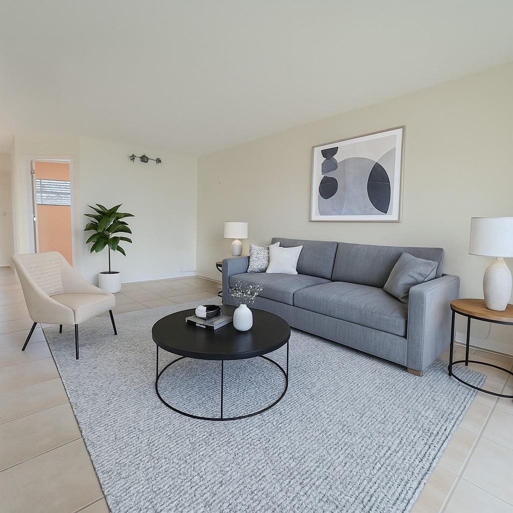 9923 S Hollybrook Lake Dr 105, Pembroke Pines, FL, 33025/$128,000 1 9923 S Hollybrook Lake Dr 105